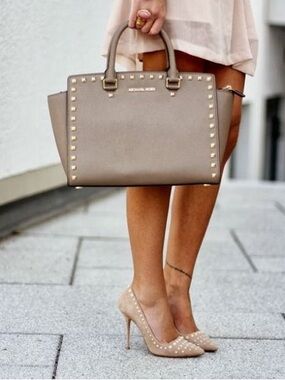 Michael Kors Large Selma Stud Dark Dune Purse